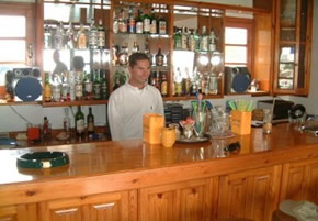 Mykonos gay holiday accommodation Hotel Aeolos bar