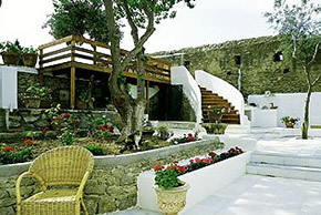 Mykonos gay holiday accommodation Hotel Despotiko