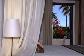Mykonos gay holiday accommodation Hotel Dionysos