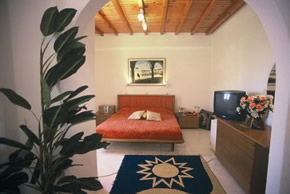 Mykonos gay holiday accommodation Hotel Dionysos