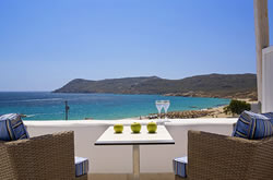 Mykonos gay friendly Arte and Mare Elia Suites Hotel