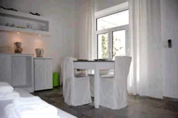 Exclusively Gay Geranium Town Suites in Mykonos