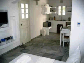Mykonos gay holiday accommodation Geranium Town Suites