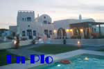 Santorini gay friendly En Plo Apartments in Oia