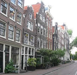 Amsterdam gay bed and breakfast Barangay