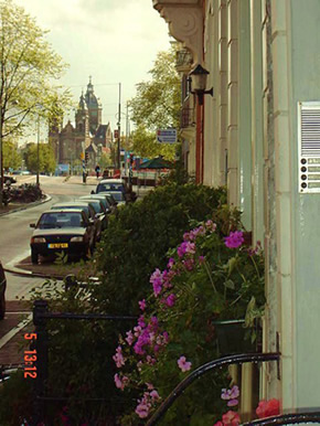 Amsterdam gay holiday accommodation Bed and Breakfast Barangay