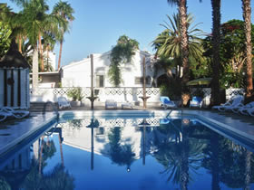 Gran Canaria gay holiday accommodation Club Mancha