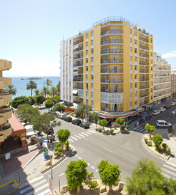 Ibiza gay friendly Hotel Don Quijote