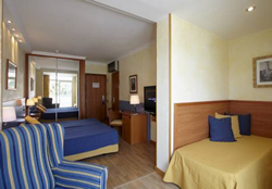 Gay friendly Sitges hotel Antemare
