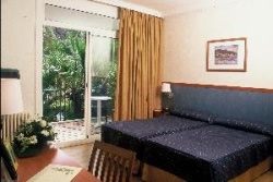 Sitges gay holiday accommodation hotel Antemare