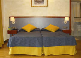 Sitges gay friendly hotel Antemare