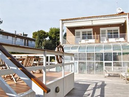 Exclusively Gay Antonio's Guesthouse Sitges