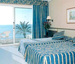 Calipolis - gay friendly Sitges hotel