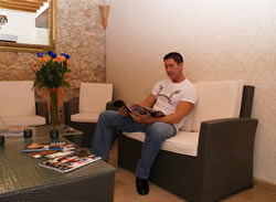 Gay Hotel Parrots Sitges