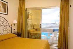 Port Sitges - gay friendly Sitges hotel