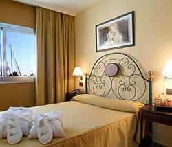 Port Sitges resorthotel Sitges gay accommodation