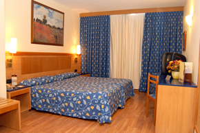 Tenerife gay holiday accommodation Hotel Catalonia Las Vegas