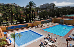 Tenerife gay holiday accommodation Apartments Palmeras Playa