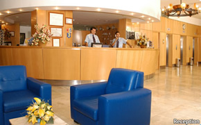 Tenerife gay holiday accommodation Apartamentos Palmeras Playa