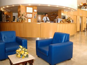 Tenerife gay holiday accommodation Apartamentos Palmeras Playa