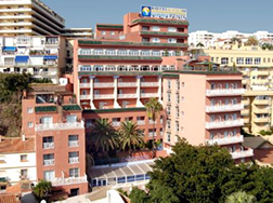 Gay friendly Hotel Fenix in Torremolinos