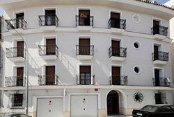 Gay friendly Villa Petrix Apartments in Torremolinos