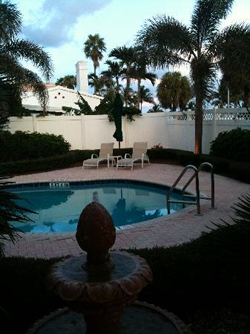 Ft.Lauderdale gay hotel Alhambra Resort