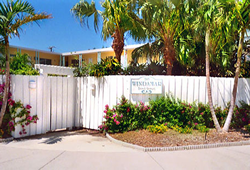 Best gay clothing optional resort fort lauderdale